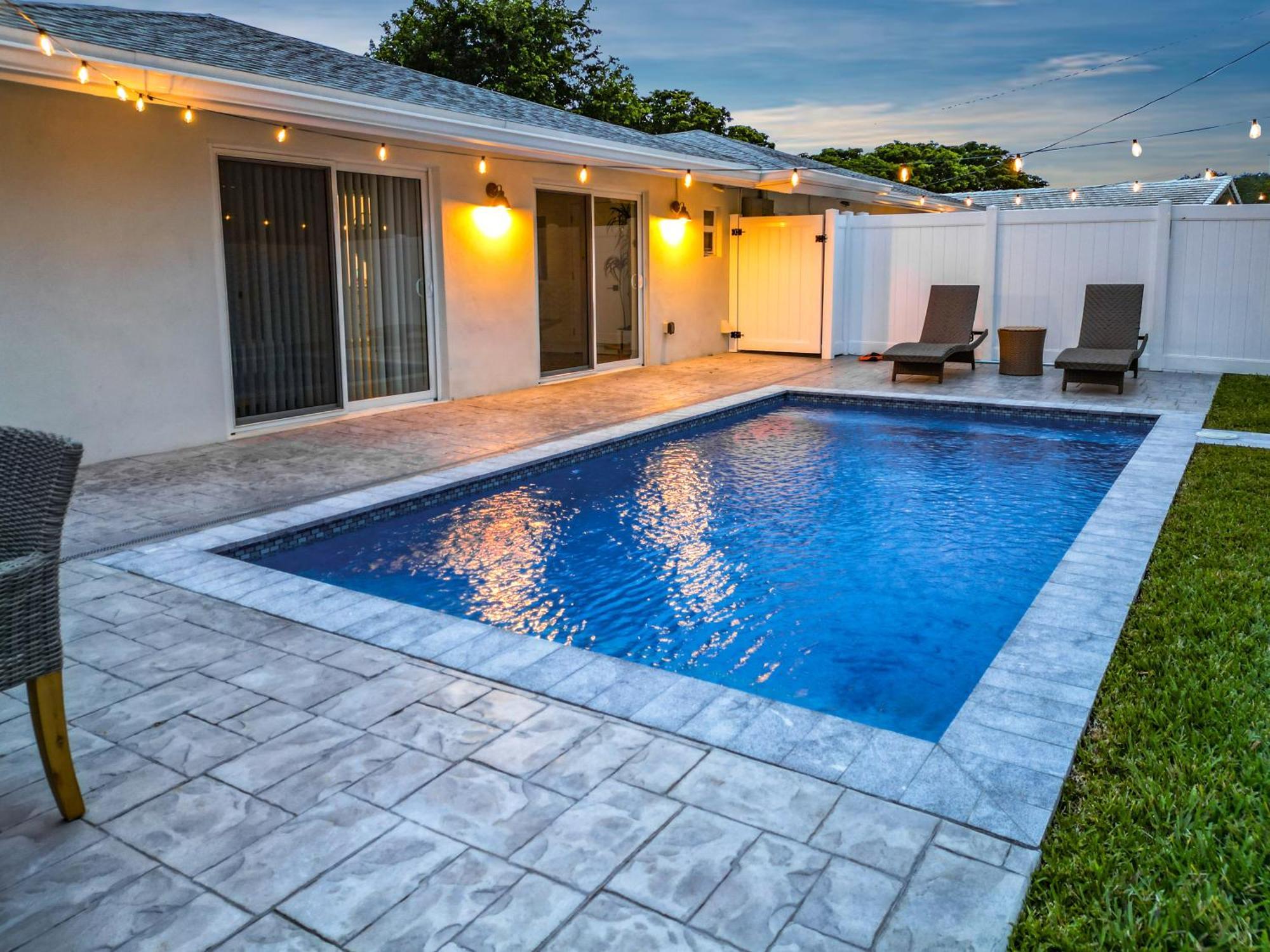 Luxe Heated Pool Villa - 5 Min To Beach - Bbq Grill - Beach Getaway Fort Lauderdale Dış mekan fotoğraf